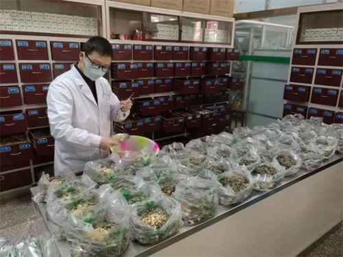 預防新冠肺炎等冬春季呼吸道傳染病 榮縣中醫醫院開出 三張 處方